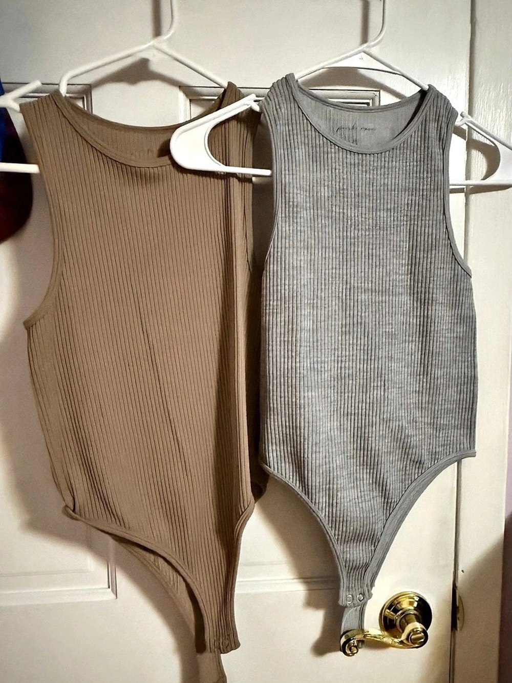 pink rose Ribbed Bodysuit Set in Gray & beige Size xs/s